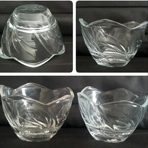 Vintage Clear Glass Scalloped Dish with Raised Wheat Design - Set of 2